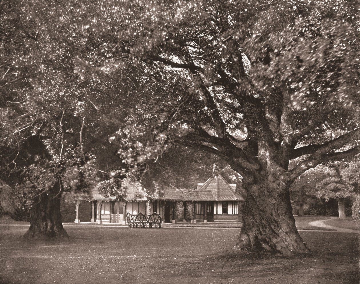 The Queens Tea-Room, Frogmore, Berkshire, 1894. alkotó: Unbekannt