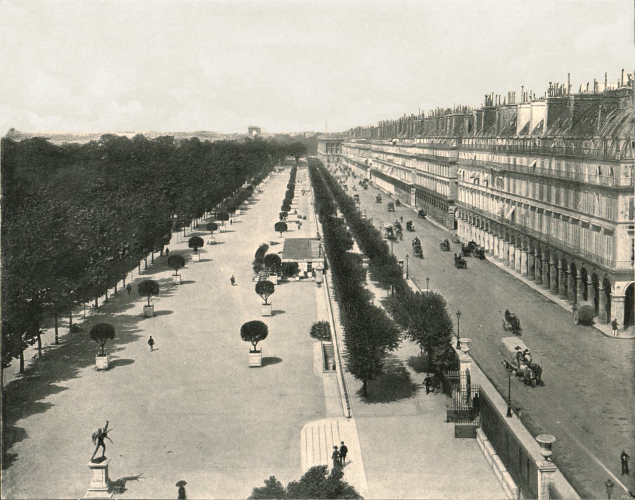 A Rue de Rivoli, Párizs, Franciaország, 1895. alkotó: Unbekannt