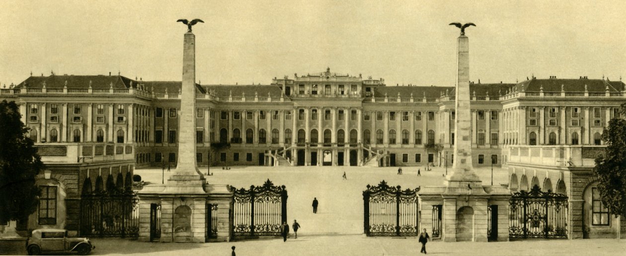 A Schönbrunni kastély, Bécs, Ausztria, 1935. alkotó: Unbekannt