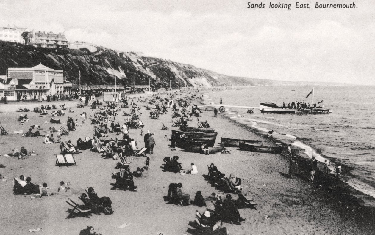 A strand Bournemouthban, Dorsetben, az 1920-as években alkotó: Unbekannt