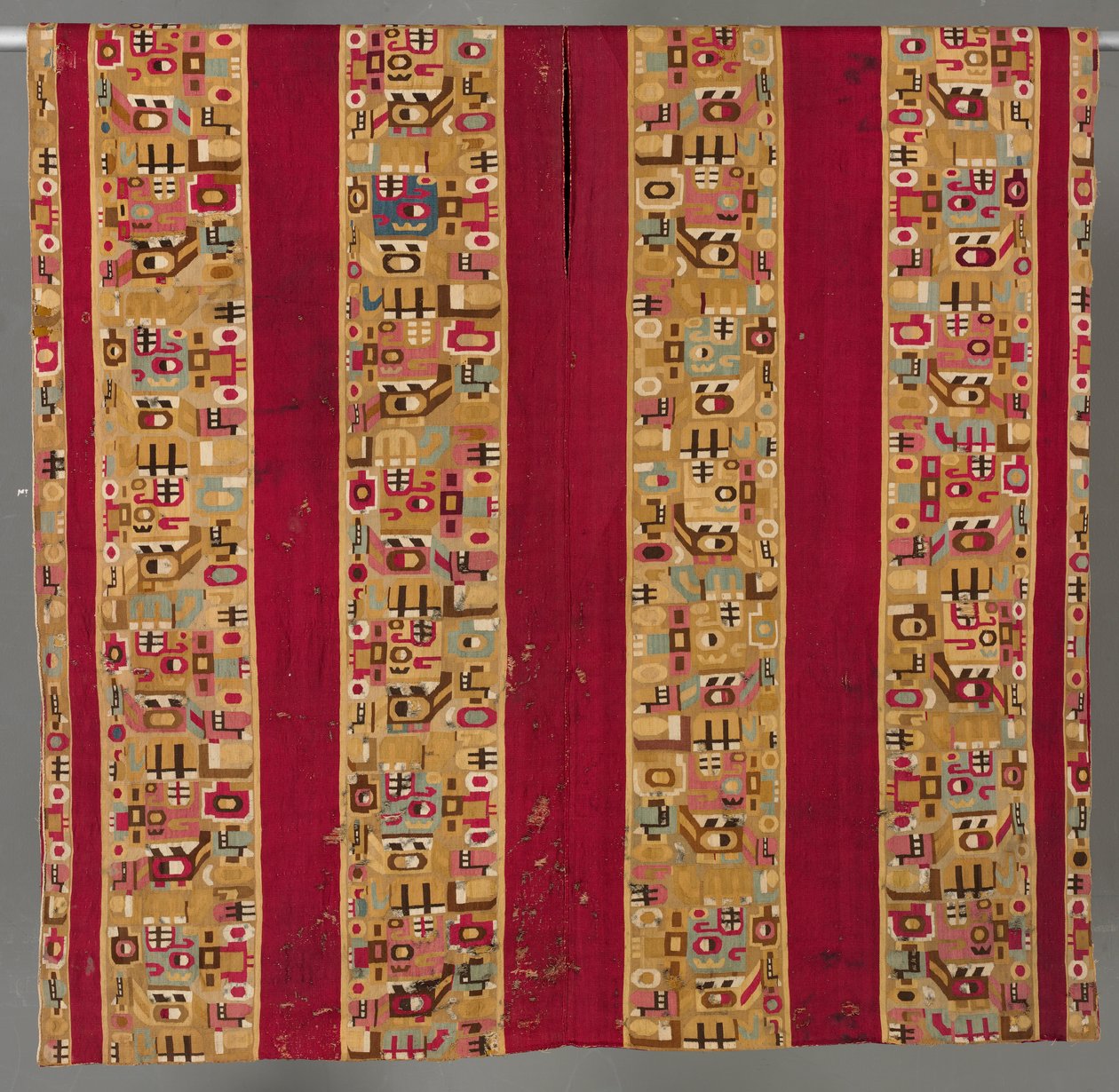 Tunika feláldozóval, 600-1000. alkotó: Unbekannt