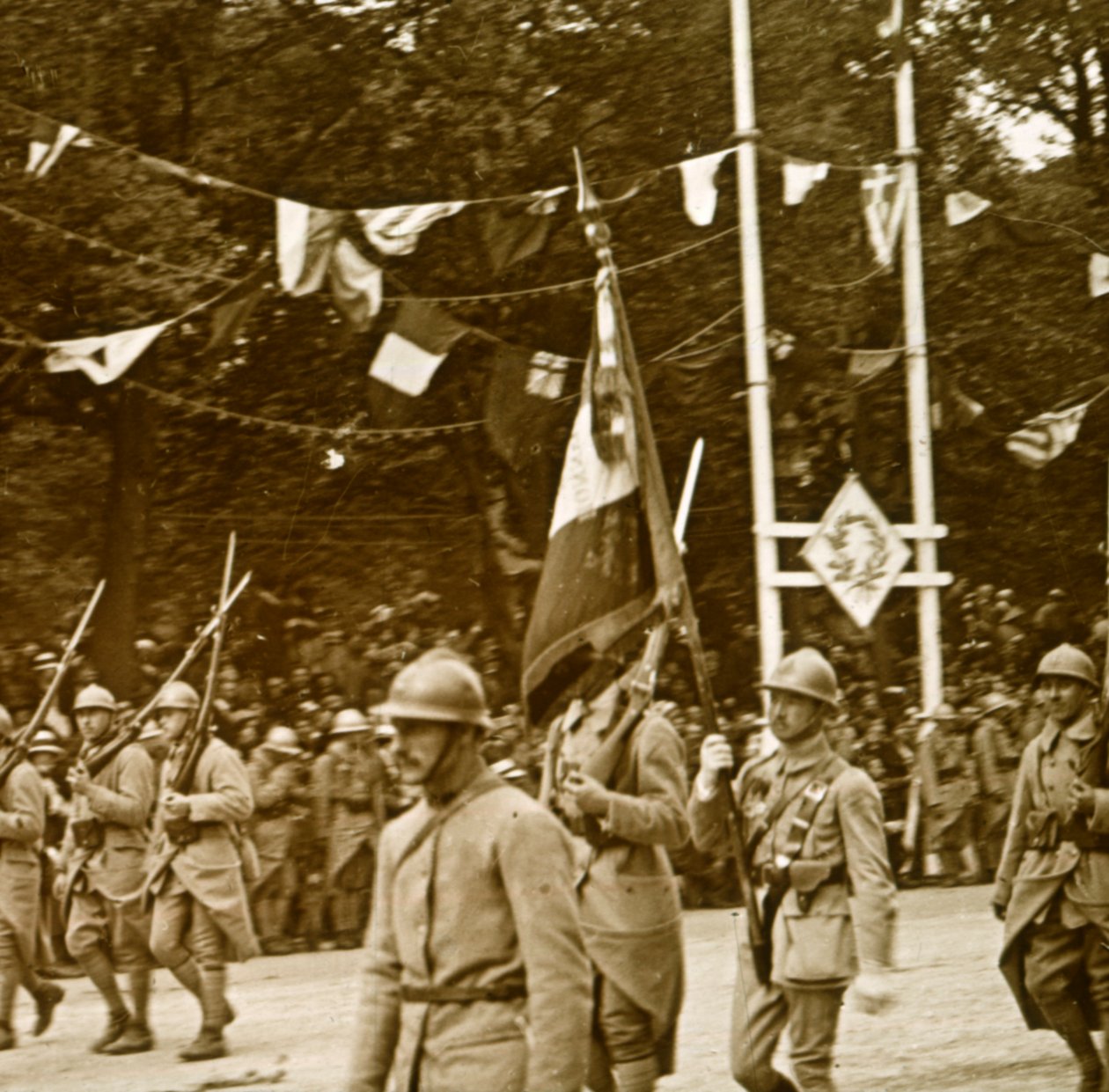Győzelmi felvonulás, 1918 alkotó: Unbekannt