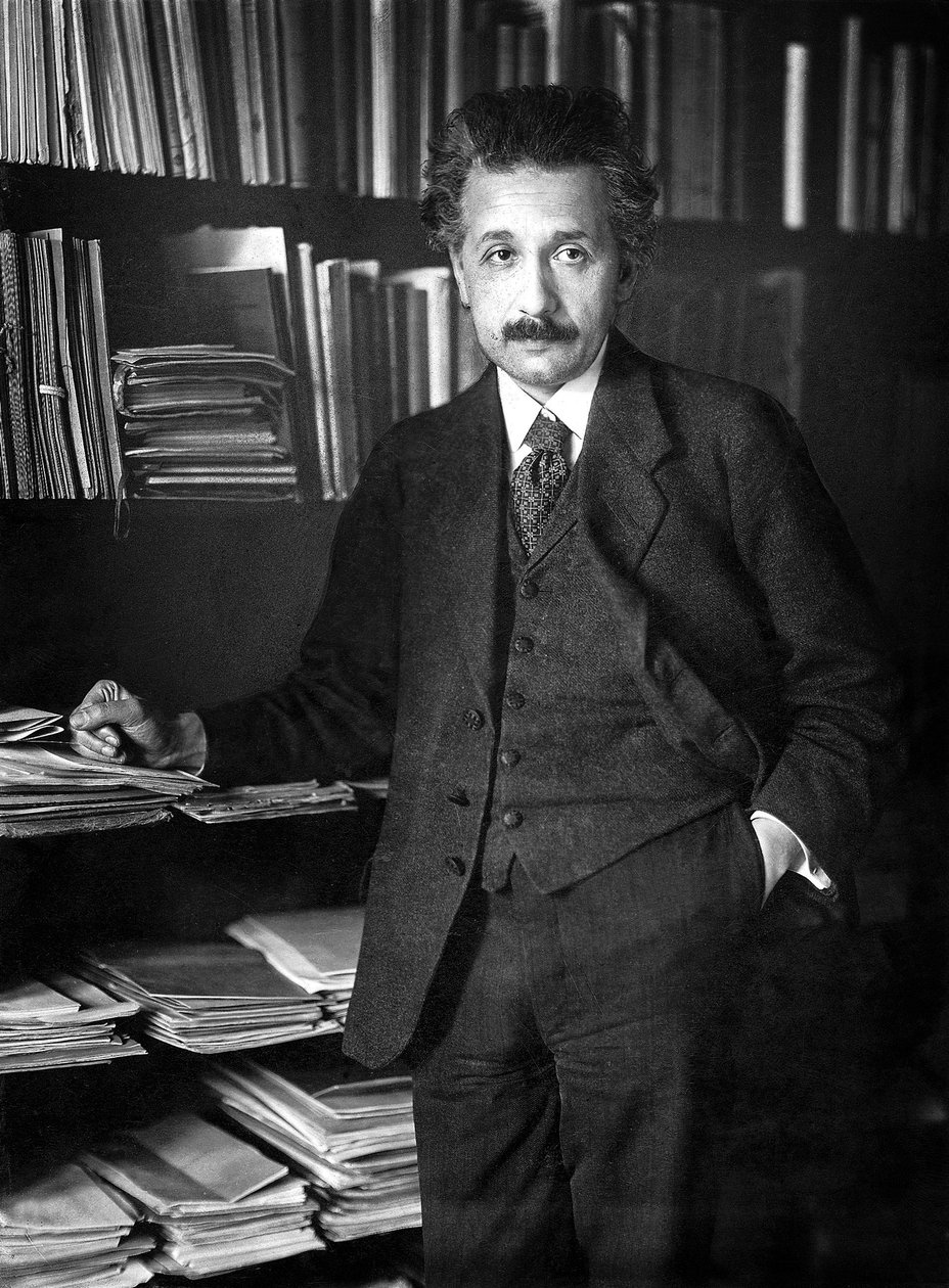 Albert Einstein alkotó: Unknown photographer