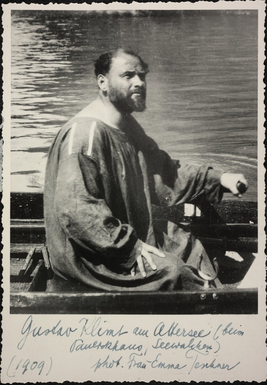 Gustav Klimt a csónakban alkotó: Unknown photographer