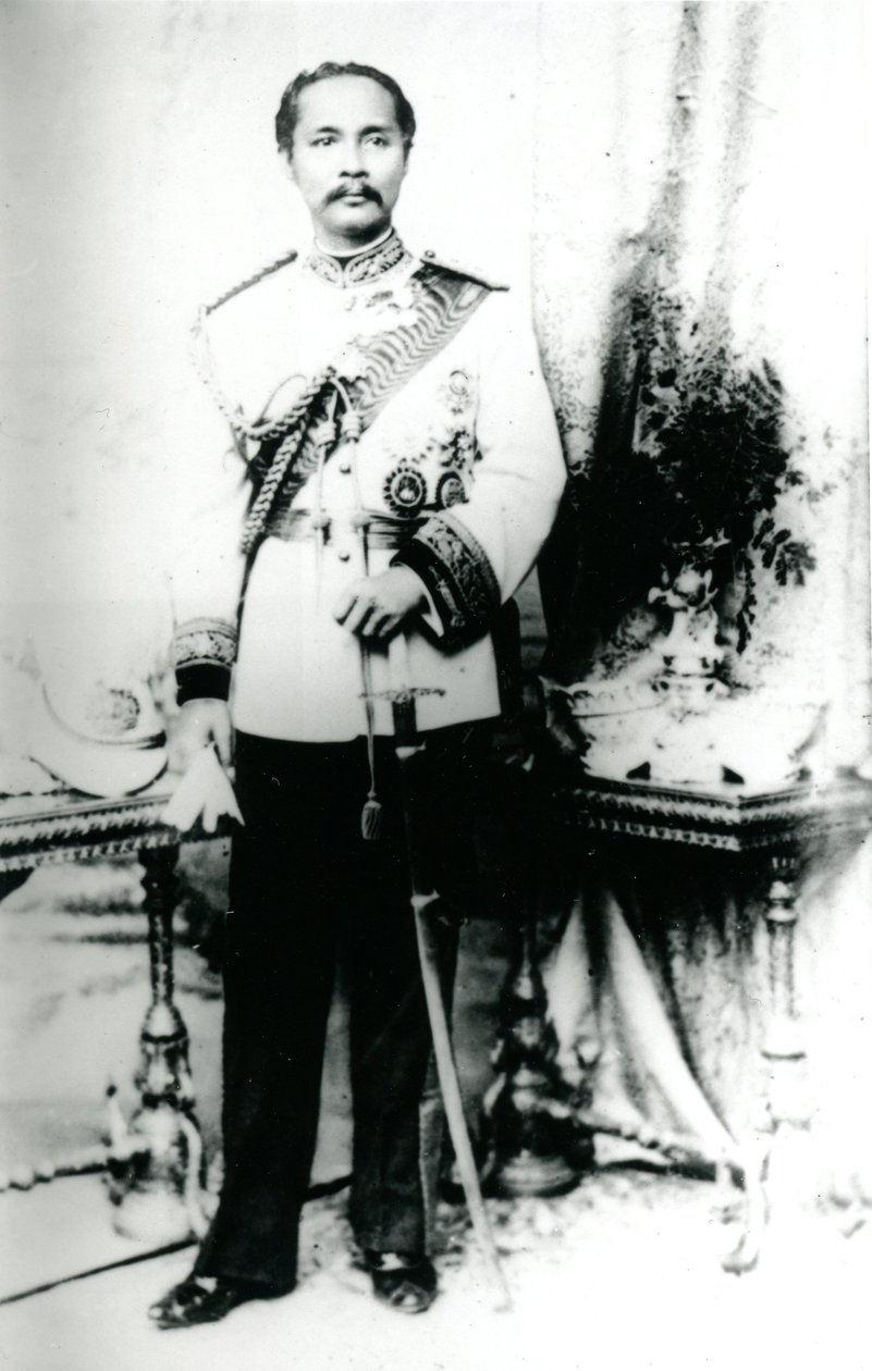 Chulalongkorn király, 1880 körül (f/w fotó) alkotó: Unknown photographer