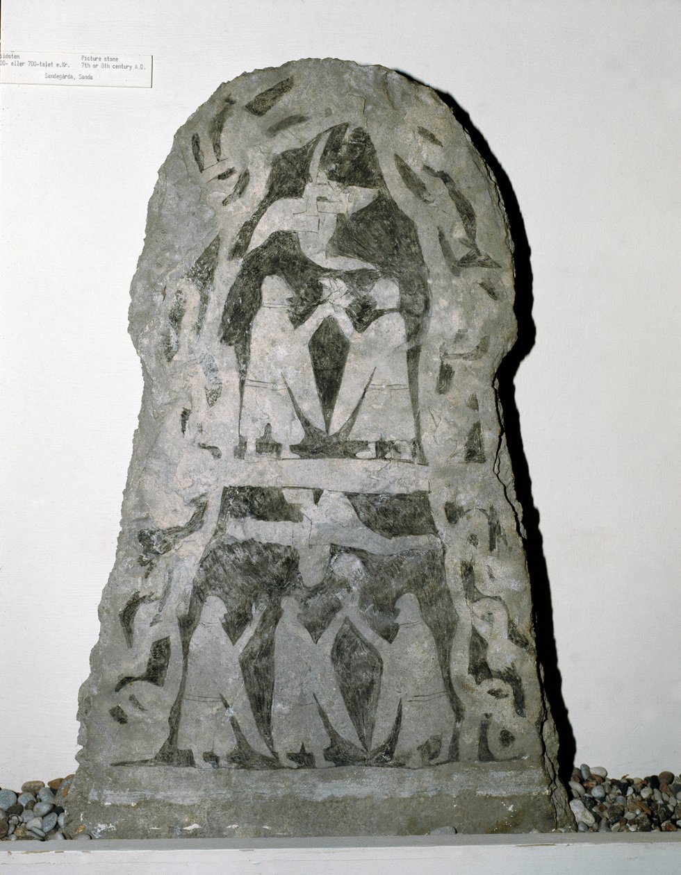 Rúnakő 7-8 alkotó: Viking