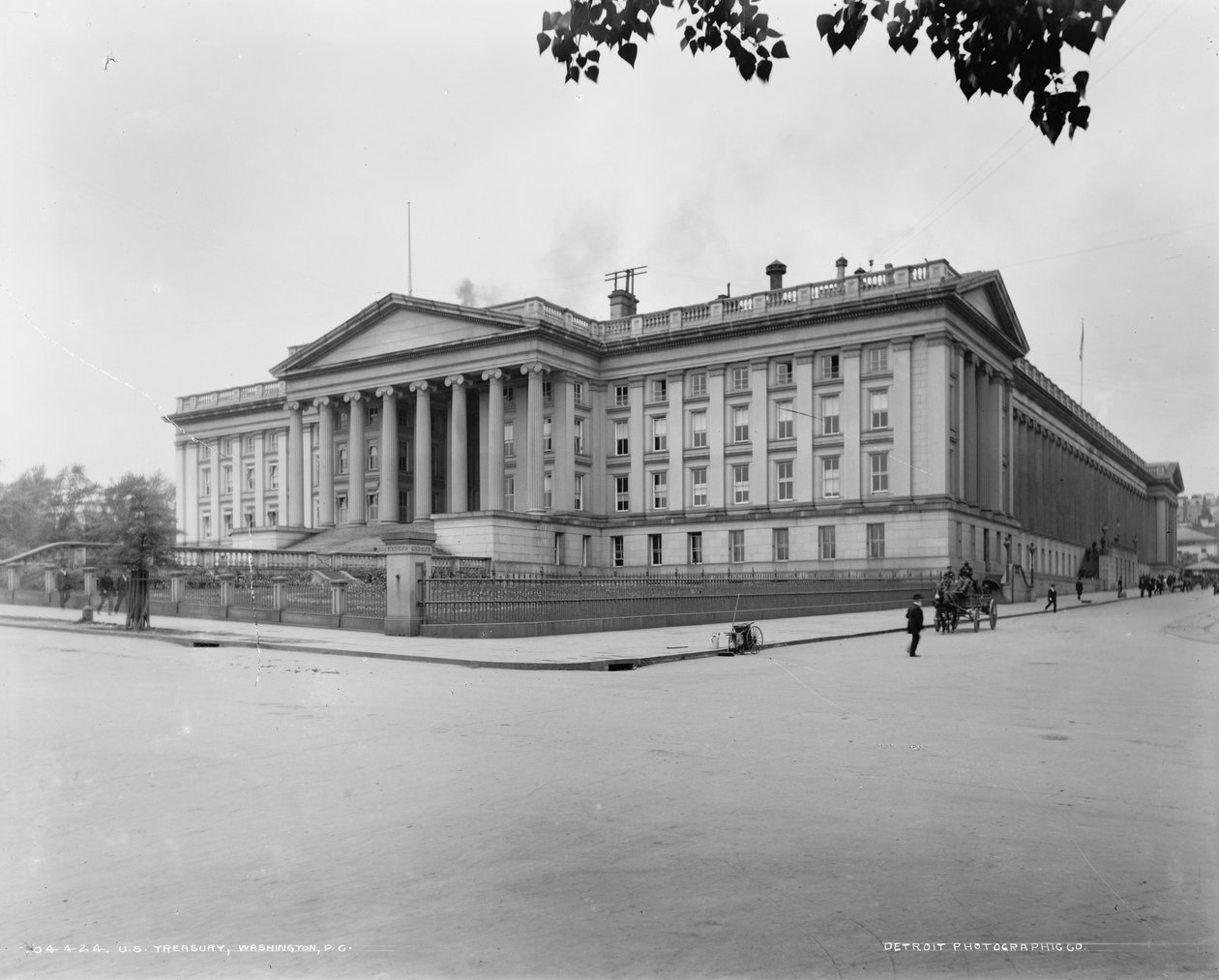 Amerikai Egyesült Államok Pénzügyminisztériuma, Washington, D.C., 1880 alkotó: William Henry Jackson