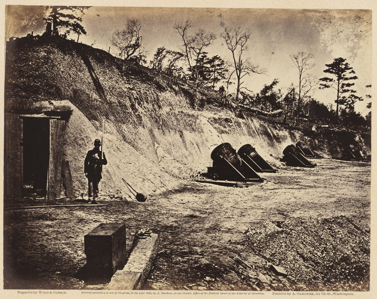 4. számú akkumulátor, Yorktown közelében, 1862. május (albuminnyomat szőtt papírra szerelve) alkotó: Wood and Gibson Wood and Gibson