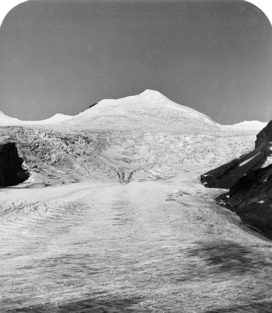 Grossglockner, Hohe Tauern, Ausztria, 1900-as évek. alkotó: Wurthle and Sons