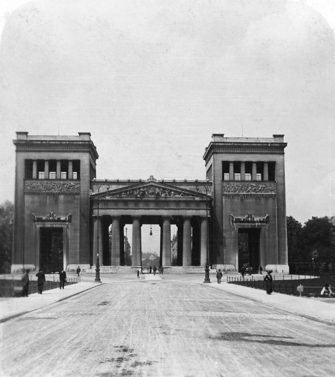 Propylaen, München, Németország, c1900 alkotó: Wurthle and Sons