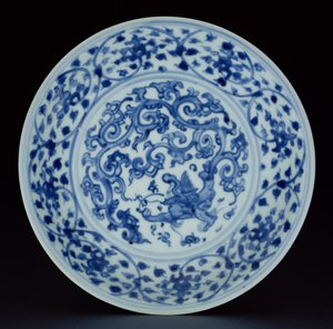 Sárkánnyal festett edény (porcelán)