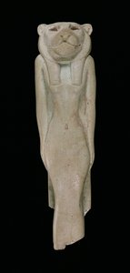 Sakhmet istennő (fajansz)