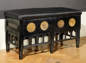 Oszmán, 1870 körül (ebonizált, festett és aranyozott fa)