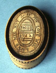 Dohánydoboz, 1712 (fa)