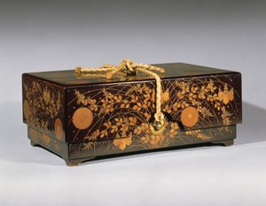 Ryoshibako Document Box (lakk és arany maki-e)