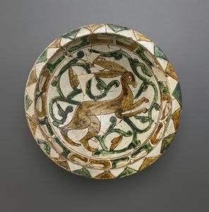 Tál, Seljud-dinasztia, 12-13. század (kerámia)
