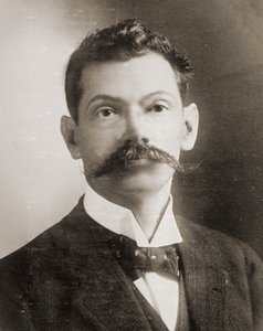 Dr. Francisco Bertrand Barahona portréja 1910 körül