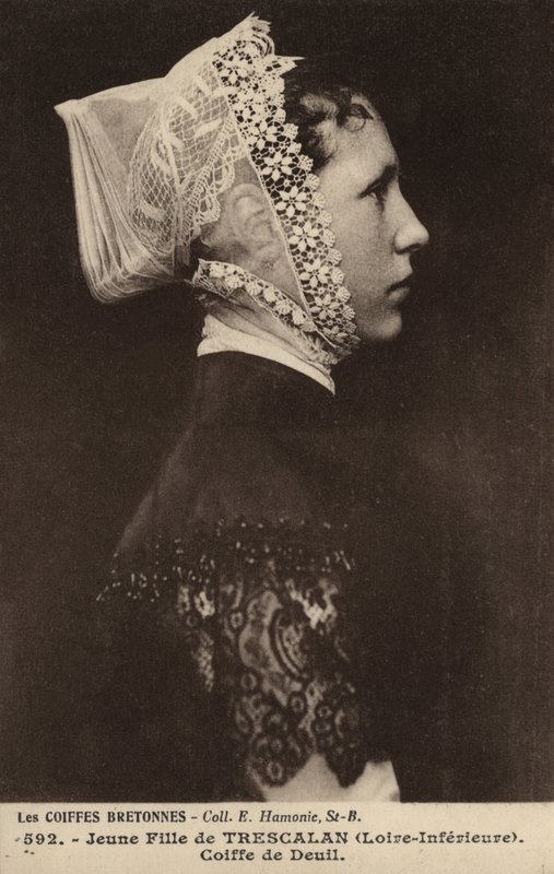 Breton csipke sapka alkotó: French Photographer