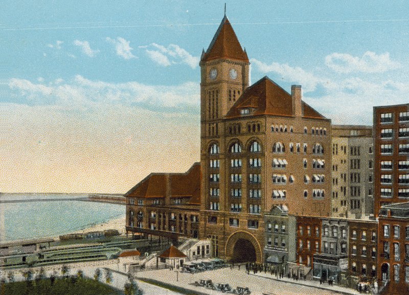 Illinois Central Depot (színes fotó) alkotó: American Photographer