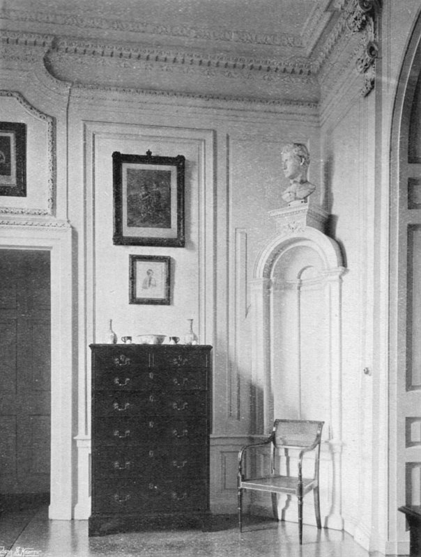 Egy előcsarnok alkotó: Charles Latham