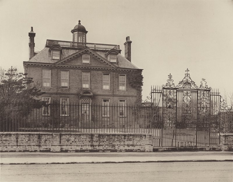 Eagle House, Mitcham alkotó: Charles Latham