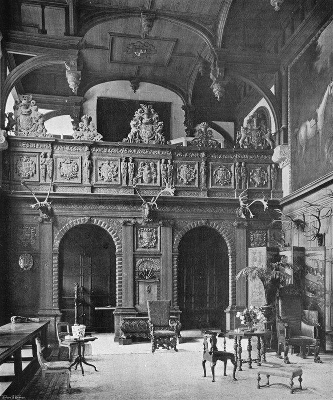 A terem képernyője és galériája alkotó: Charles Latham