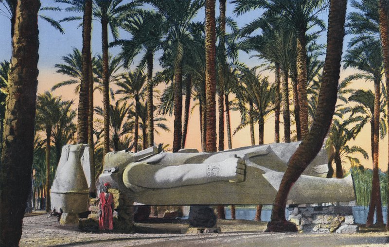 Kairó, Menphis szobra (színes fotó) alkotó: Egyptian Photographer