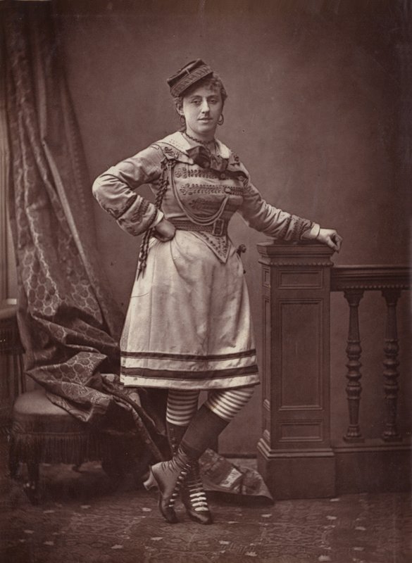 Bessie Sudlow alkotó: English Photographer