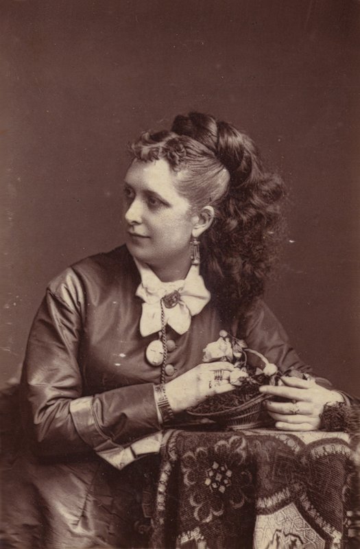 Blanche Cole alkotó: English Photographer