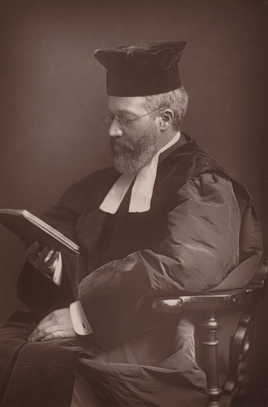 Dr. Adler alkotó: English Photographer