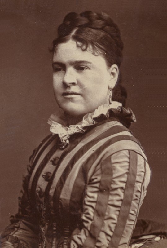 Edith Wynne alkotó: English Photographer