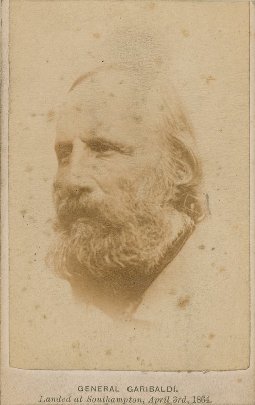 Garibaldi alkotó: English Photographer