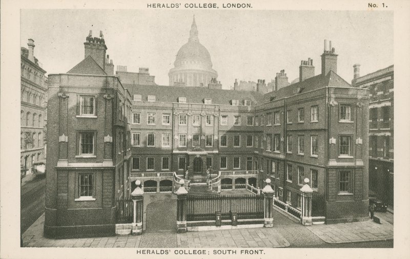 Heralds College, London alkotó: English Photographer
