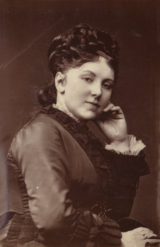 Marie Rose-Perkins alkotó: English Photographer