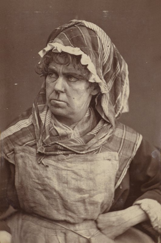 Mrs. Huntley alkotó: English Photographer