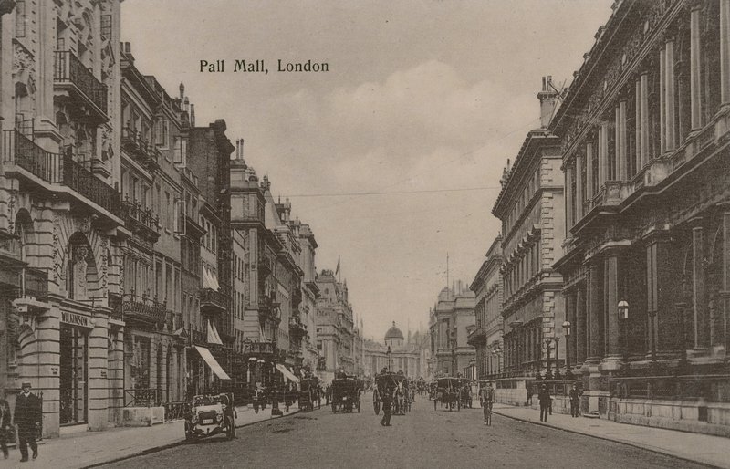 Pall Mall, London alkotó: English Photographer