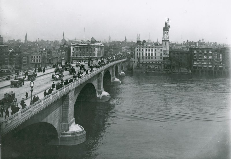 Fénykép a London Bridge-ről alkotó: English Photographer