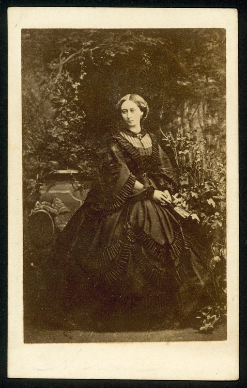Alice hercegnő alkotó: English Photographer