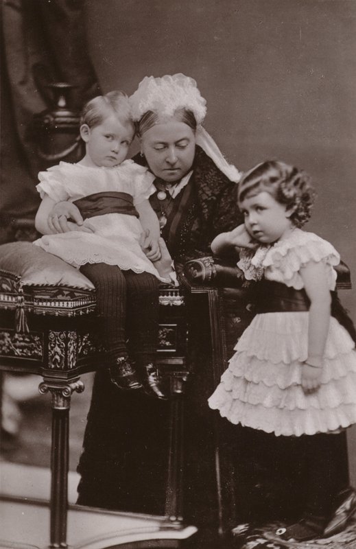 Viktória királynő alkotó: English Photographer
