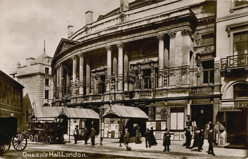 Queens Hall, Langham Place, London, 1902. május alkotó: English Photographer
