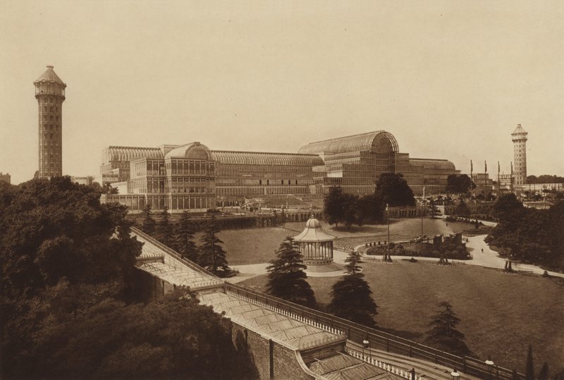 A Crystal Palace, Sydenham alkotó: English Photographer