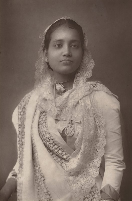 Kuch Bihar maharáni alkotó: English Photographer
