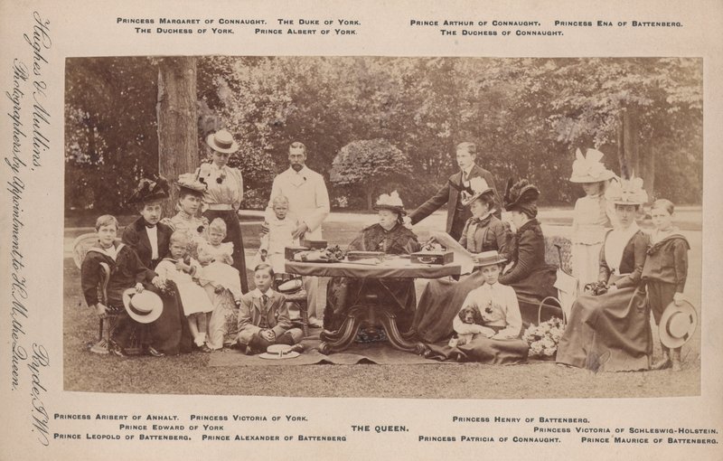 A királyi család alkotó: English Photographer