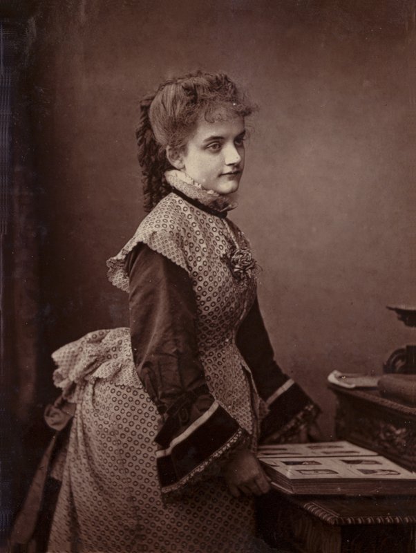 Zare Talburg alkotó: English Photographer