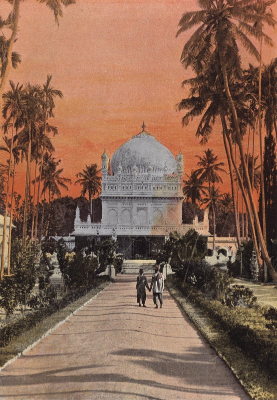 Mysore, Tippo Saib sírjai és Hyder Ali alkotó: European Photographer