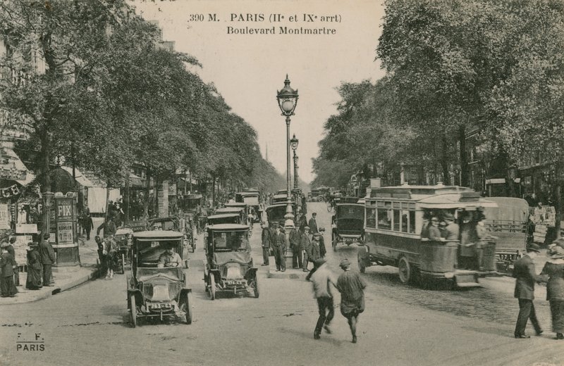 Párizs, Boulevard Montmartre. 1913-ban feladott képeslap. alkotó: French Photographer