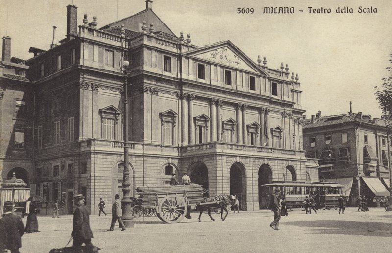 La Scala operaház, Milánó alkotó: Italian Photographer