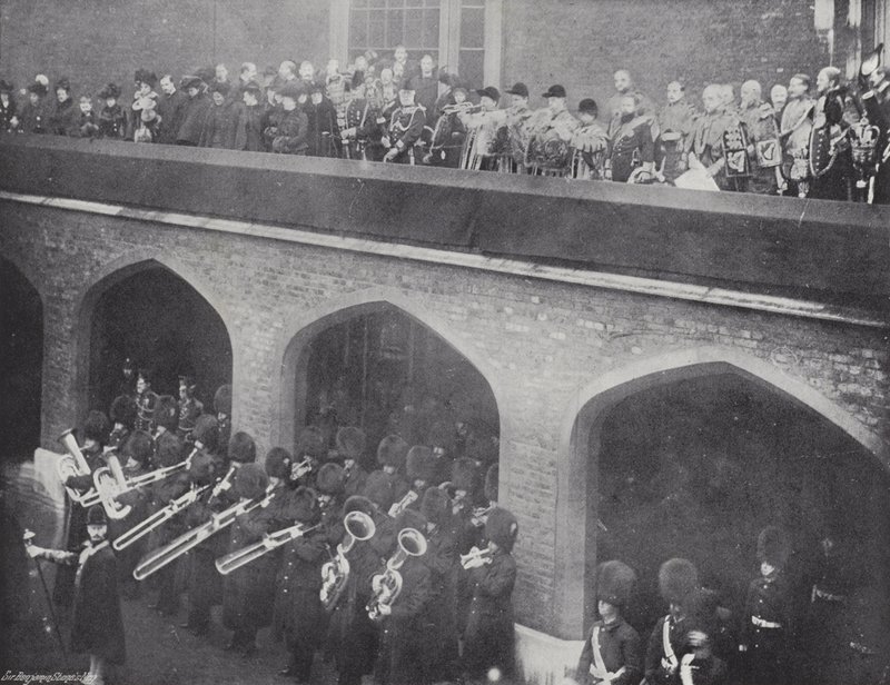 A király kikiáltása alkotó: J. Benjamin Stone