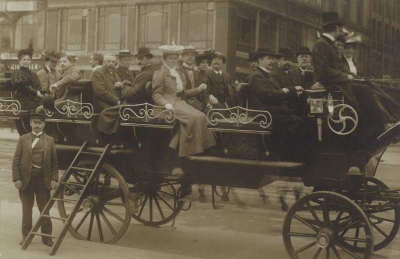 Charabanc, Berlin (f/w fotó) alkotó: Photographer German