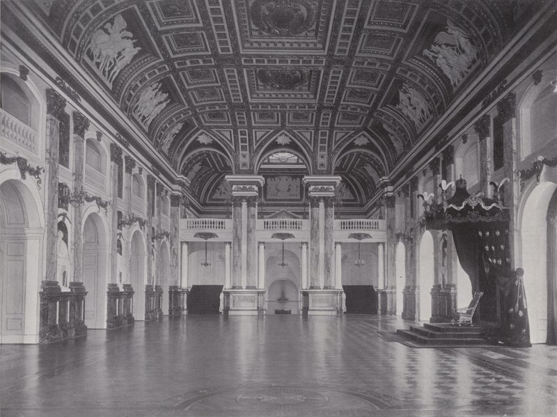 Királyi Palota, Fehér terem (f/w fotó) alkotó: Photographer German